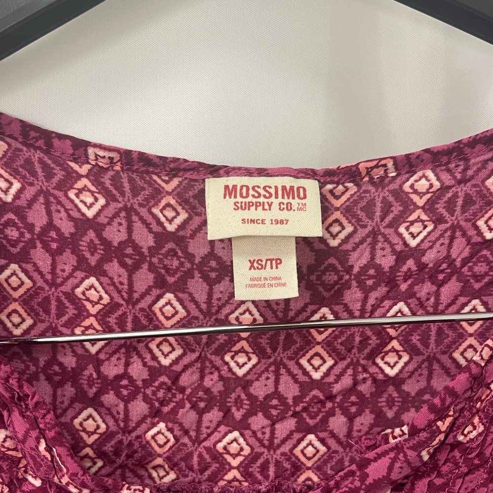 Mossimo Top - Picture 3 of 3